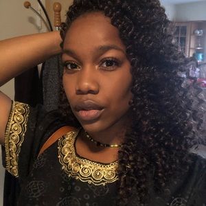 Meet your Posher, Rachel